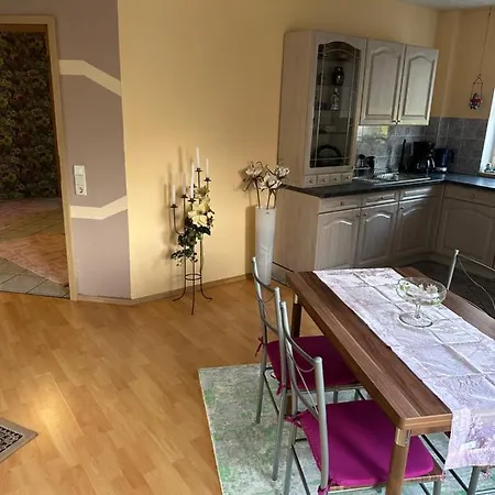 Steffi Lauschke Daire