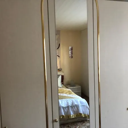 Steffi Lauschke Daire *