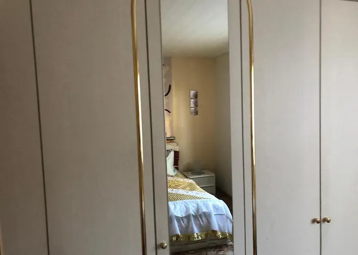 Steffi Lauschke Appartement *